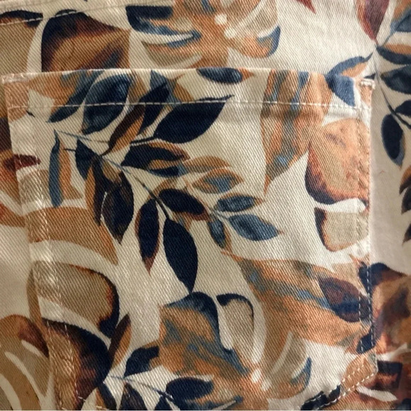 Gloria Vanderbilt Amanda Floral High Rise Stretch Knee Capri/cropped Size 16P - Picture 8 of 11